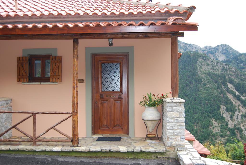 Dryades Guesthouse Ano Khora Rum bild