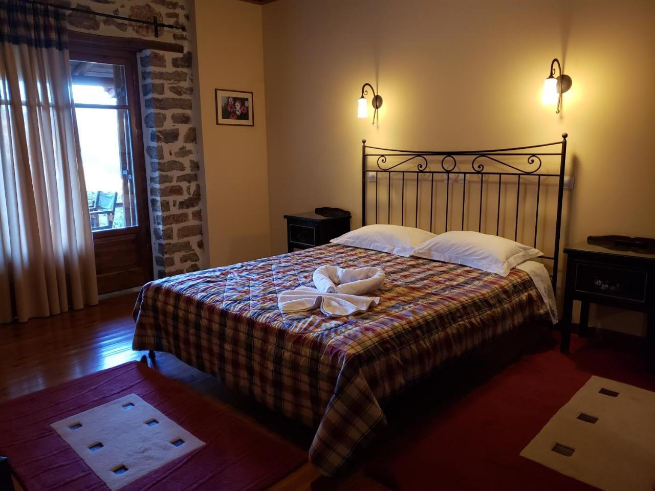 Dryades Guesthouse Ano Khora Exteriör bild